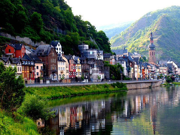 Romantic Rhine and Moselle - Scenic